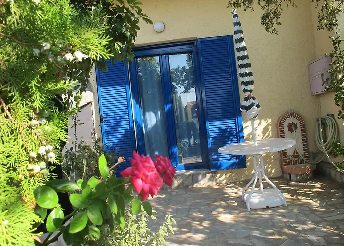 Porto Kastri Studios